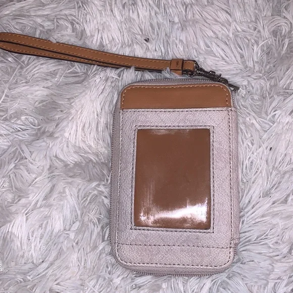 💥GUESS WRISTLET💥 - Picture 3 of 13